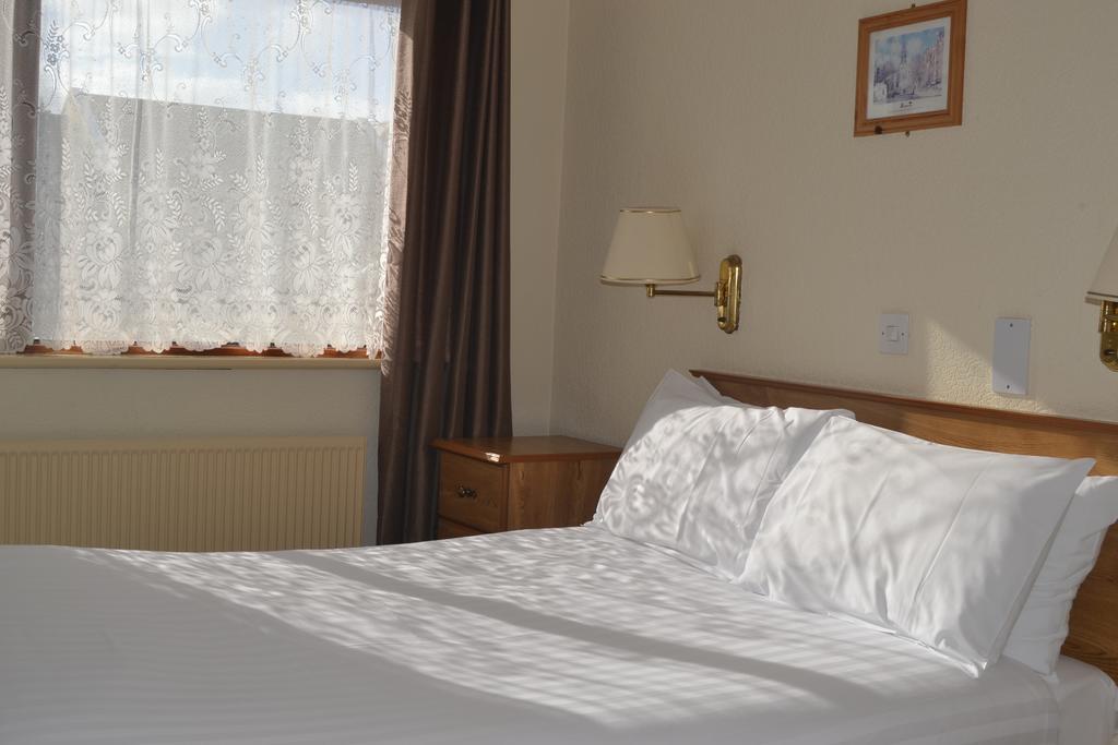 The Beach Hotel Mullaghmore Extérieur photo